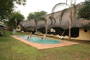 Adventure Lodge 维多利亚瀑布 外观 照片